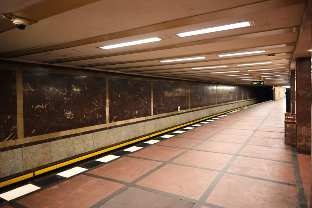 
U-Bahnhof Anton-Wilhelm-Amo-Straße in Berlin